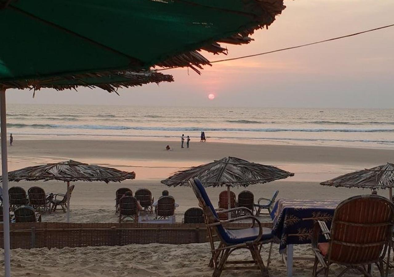 Baga Beach Ocean Калангут Екстер'єр фото